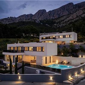 5 bedroom beachfront villa with heated pool near Omis, sleeps 9